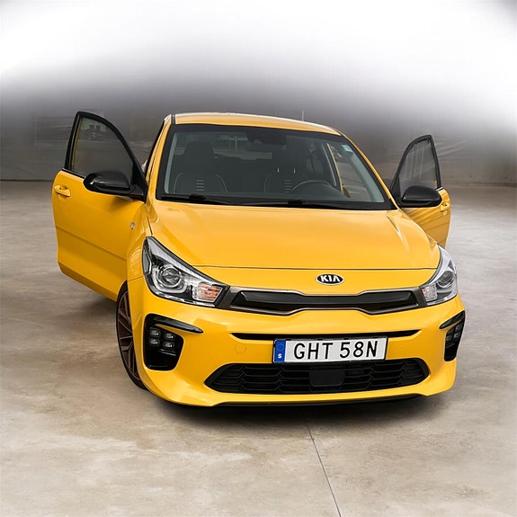 Kia Rio 2 of 13