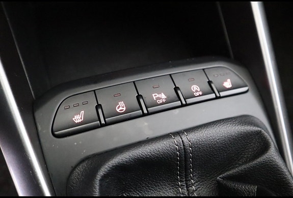 Kia Rio 10 of 13