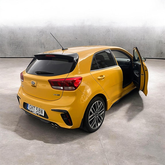 Kia Rio 3 of 13