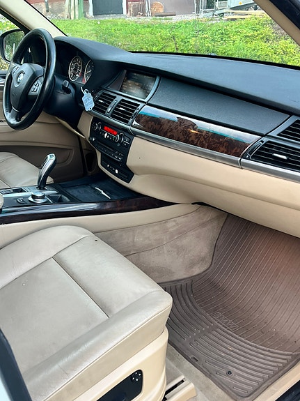 BMW X5 17 of 18