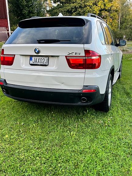 BMW X5 3 of 18