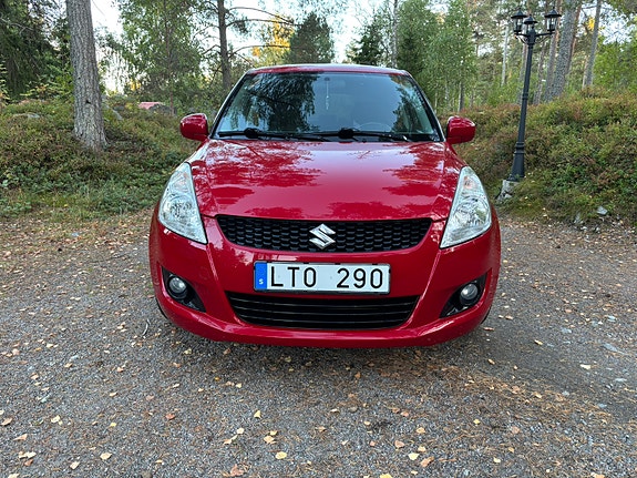 Suzuki Swift 2 of 13