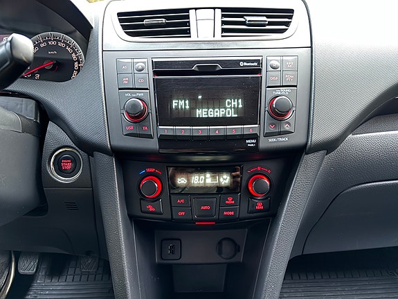 Suzuki Swift 13 of 13
