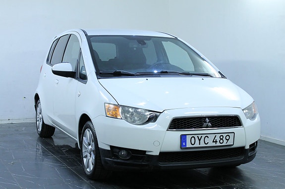 Mitsubishi Colt 2 of 12