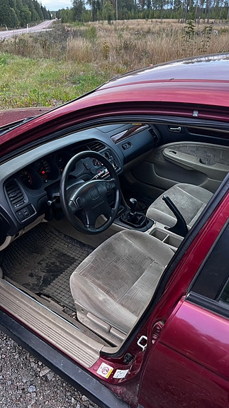 Honda Accord 5 of 7
