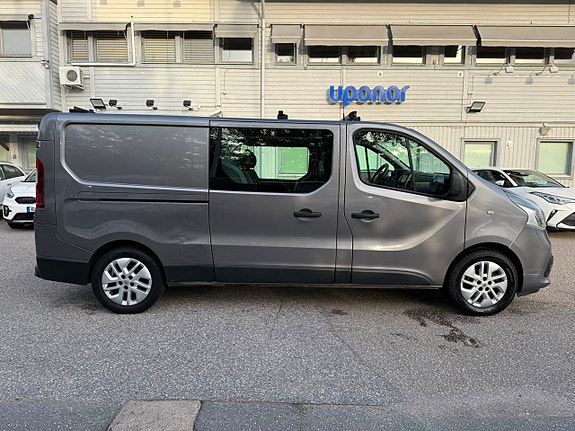 Renault Trafic 5 of 17