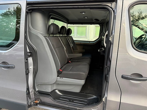 Renault Trafic 16 of 17