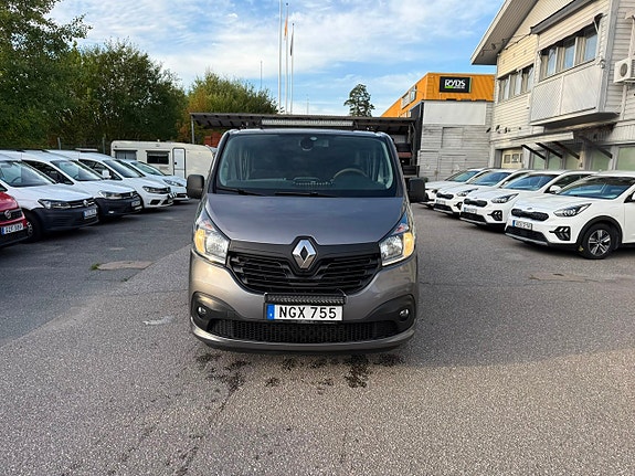 Renault Trafic 3 of 17