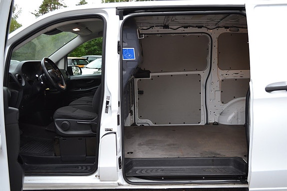 Mercedes-Benz Vito 114 7 of 14