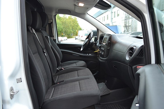Mercedes-Benz Vito 114 9 of 14