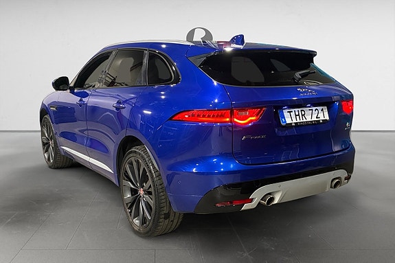 Jaguar F-PACE 5 of 19