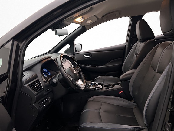 Nissan Leaf 12 of 30
