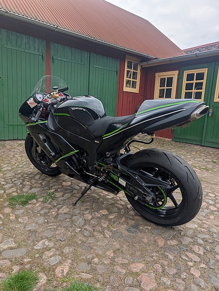 Kawasaki Zx6r 5 of 5