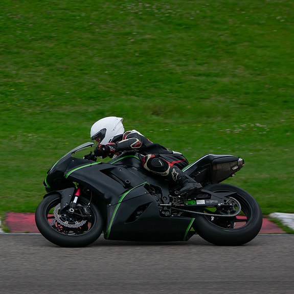 Kawasaki Zx6r 3 of 5