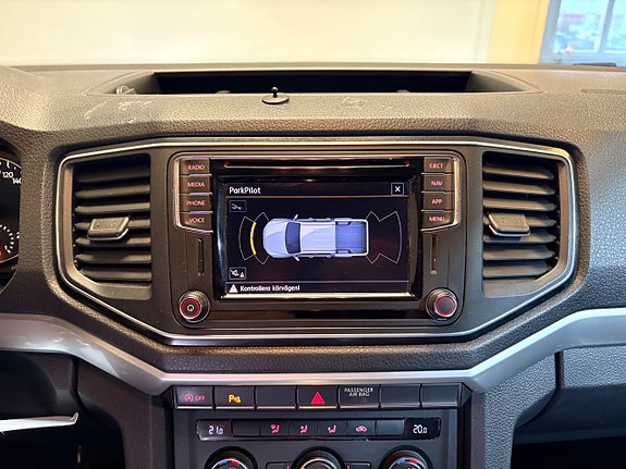Volkswagen Amarok 20 of 27