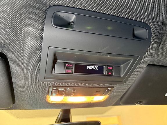 Volkswagen Amarok 14 of 27