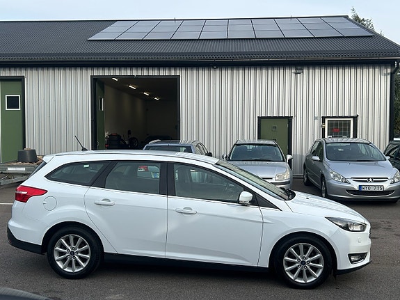 Ford Focus 4 of 19