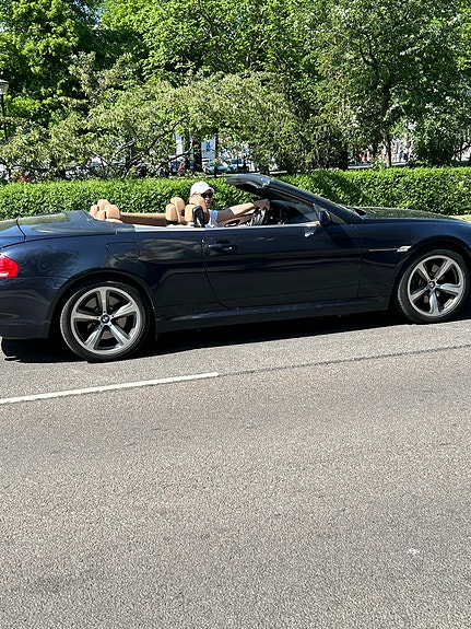 BMW 650i 3 of 13