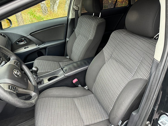 Toyota Avensis 5 of 11