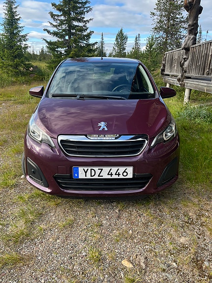 Peugeot 108 2 of 6