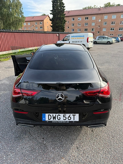 Mercedes-Benz CLA180 4 of 6