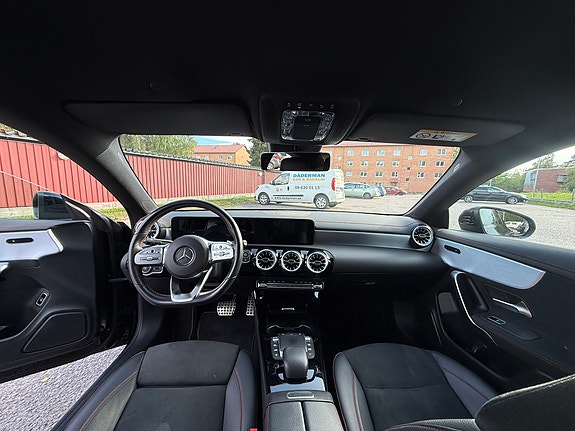 Mercedes-Benz CLA180 6 of 6