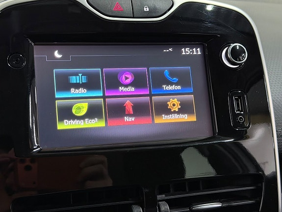 Renault Clio 17 of 25