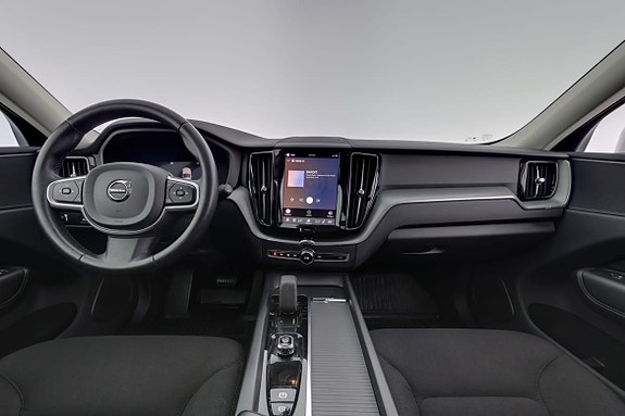 Volvo XC60 7 of 27