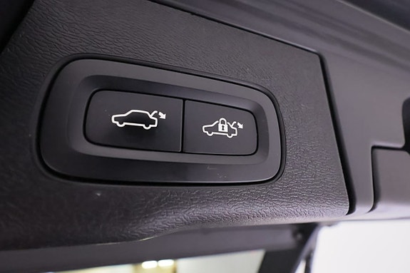 Volvo XC60 24 of 27