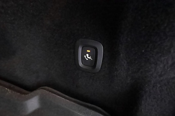Volvo XC60 23 of 27