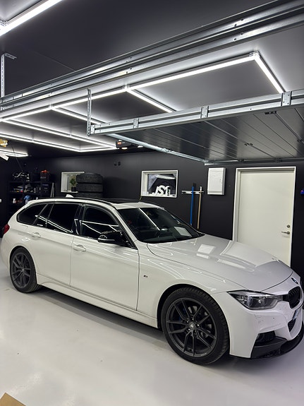 BMW 320d 4 of 10