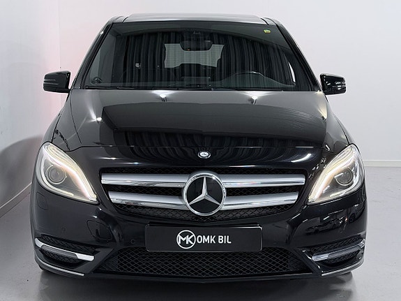 Mercedes-Benz B180 7 of 27