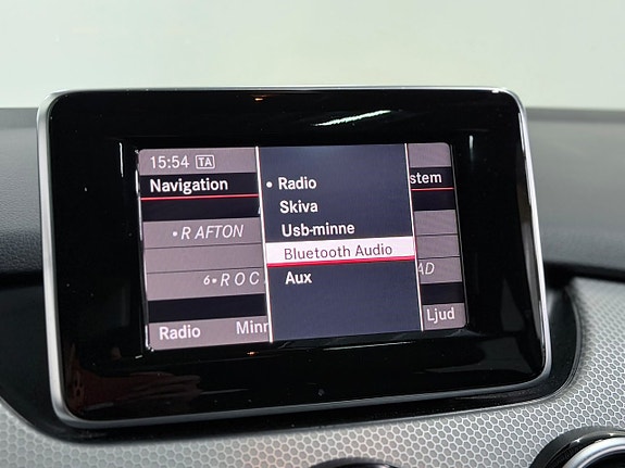 Mercedes-Benz B180 18 of 27