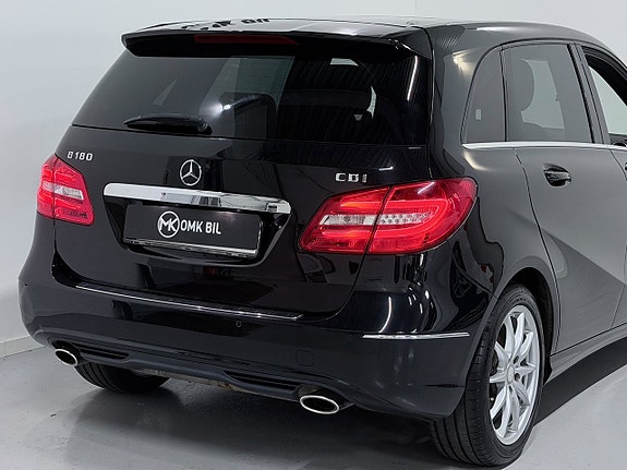 Mercedes-Benz B180 8 of 27