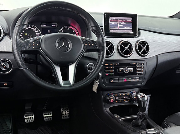 Mercedes-Benz B180 27 of 27