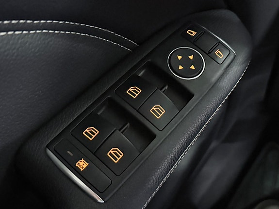 Mercedes-Benz B180 23 of 27