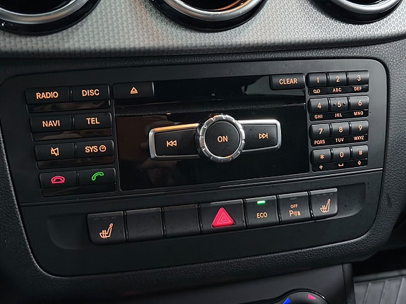 Mercedes-Benz B180 19 of 27
