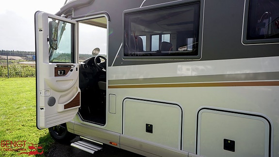 Carthago e-line I 61 XL LE Mercedes 3 of 21
