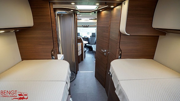 Carthago e-line I 61 XL LE Mercedes 15 of 21