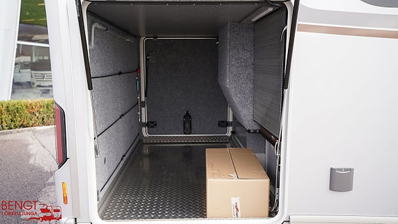 Carthago e-line I 61 XL LE Mercedes 4 of 21