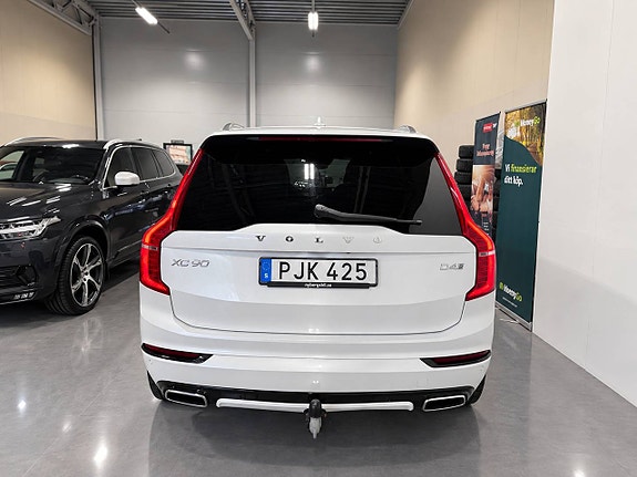 Volvo XC90 7 of 30