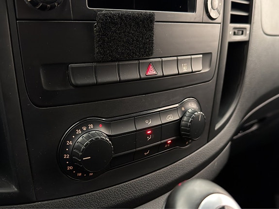 Mercedes-Benz Vito 111 24 of 30