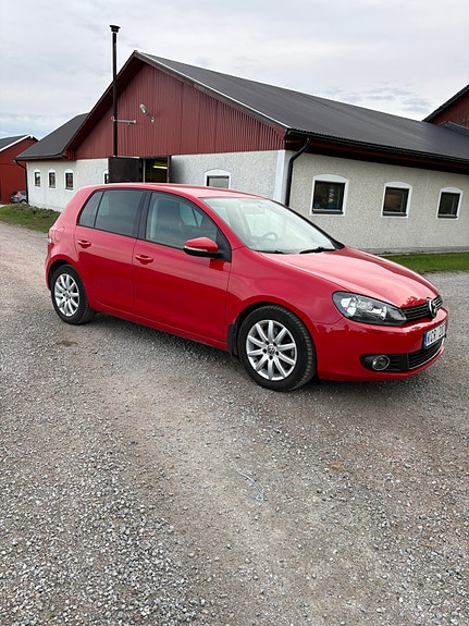 Volkswagen Golf VI 7 of 9