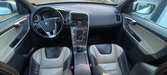 Volvo XC60 10 of 10