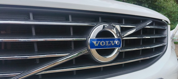 Volvo XC60 4 of 10