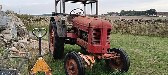 Volvo T33 3 of 4