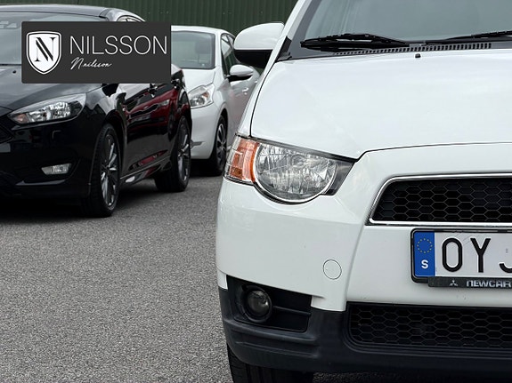 Mitsubishi Colt 4 of 22
