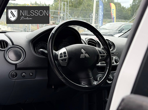 Mitsubishi Colt 16 of 22