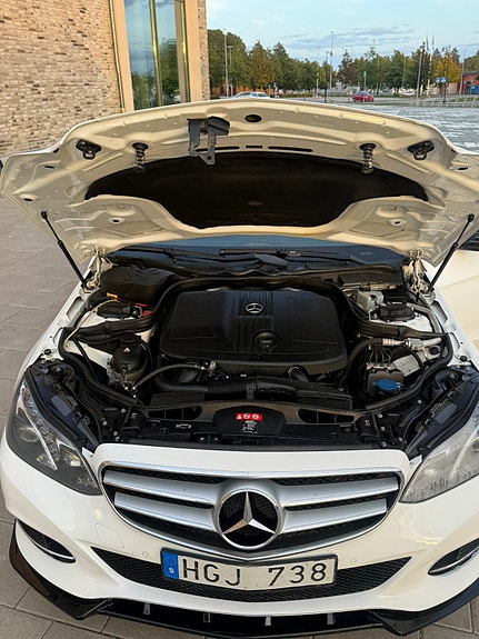 Mercedes-Benz E250 7 of 7