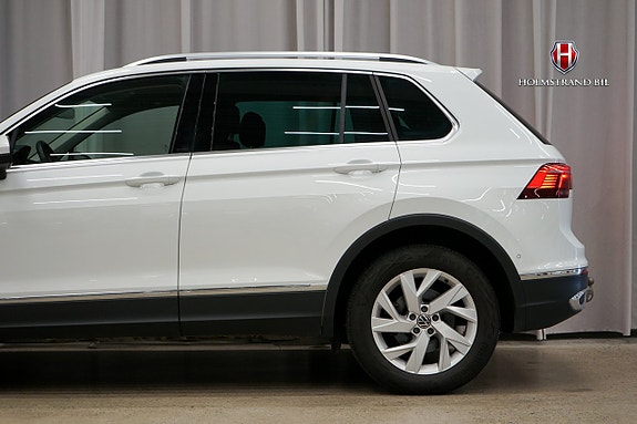 Volkswagen Tiguan 8 of 25